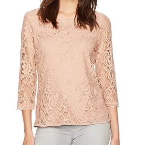 NWT Adrianna Papell Cream Lace Top.